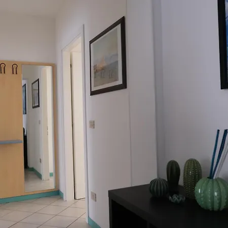 Aquamarina Apartment *